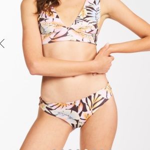 NWT Billabong Postcards From Paradise Lowrider Reversible Bikini Bottoms